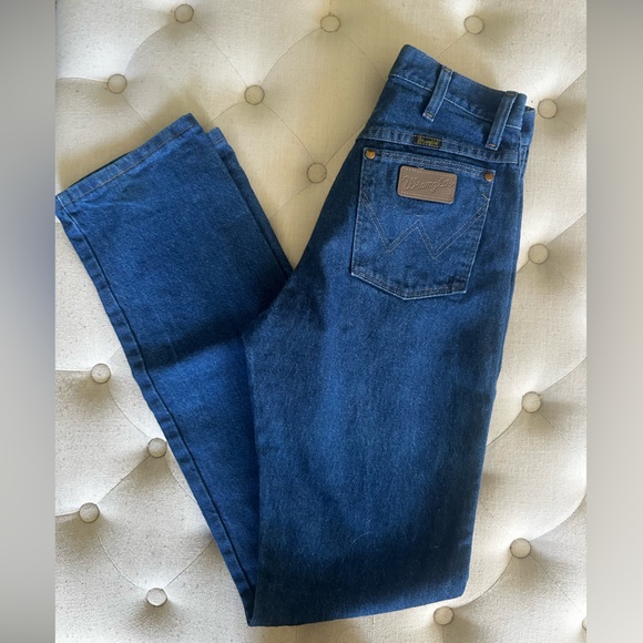 Wrangler Jeans - Picture 4 of 5